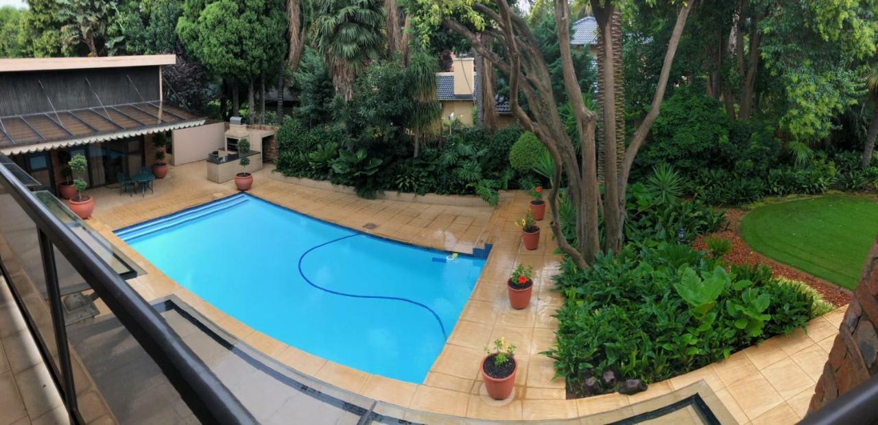 27A On Angus Otel Johannesburg Dış mekan fotoğraf